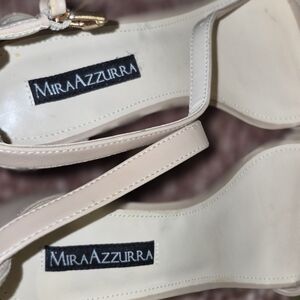 Women's Cream Sandals